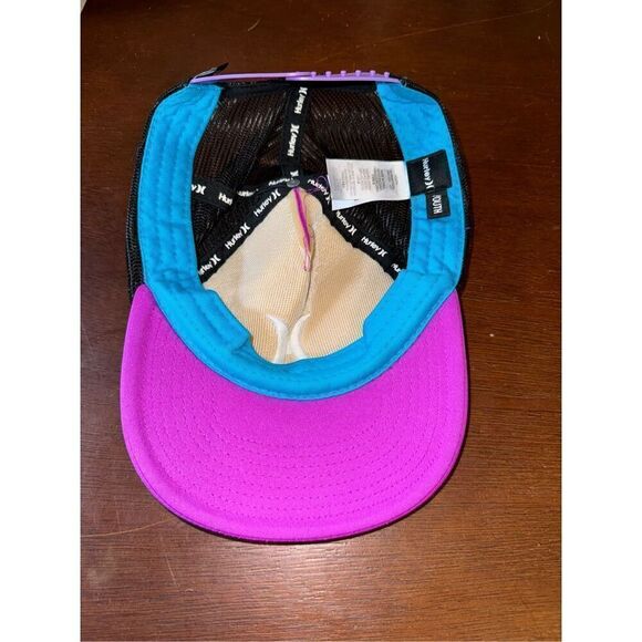 NWOT Hurley youth snap back hat - Picture 2 of 4